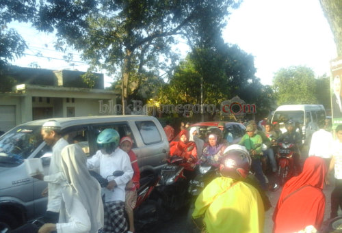 Ada Haul, Jalan Babat-Bojonegoro Macet